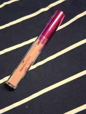 I Heart Revolution Antioxidant Lip Gloss In Chocolate Cookie Dough